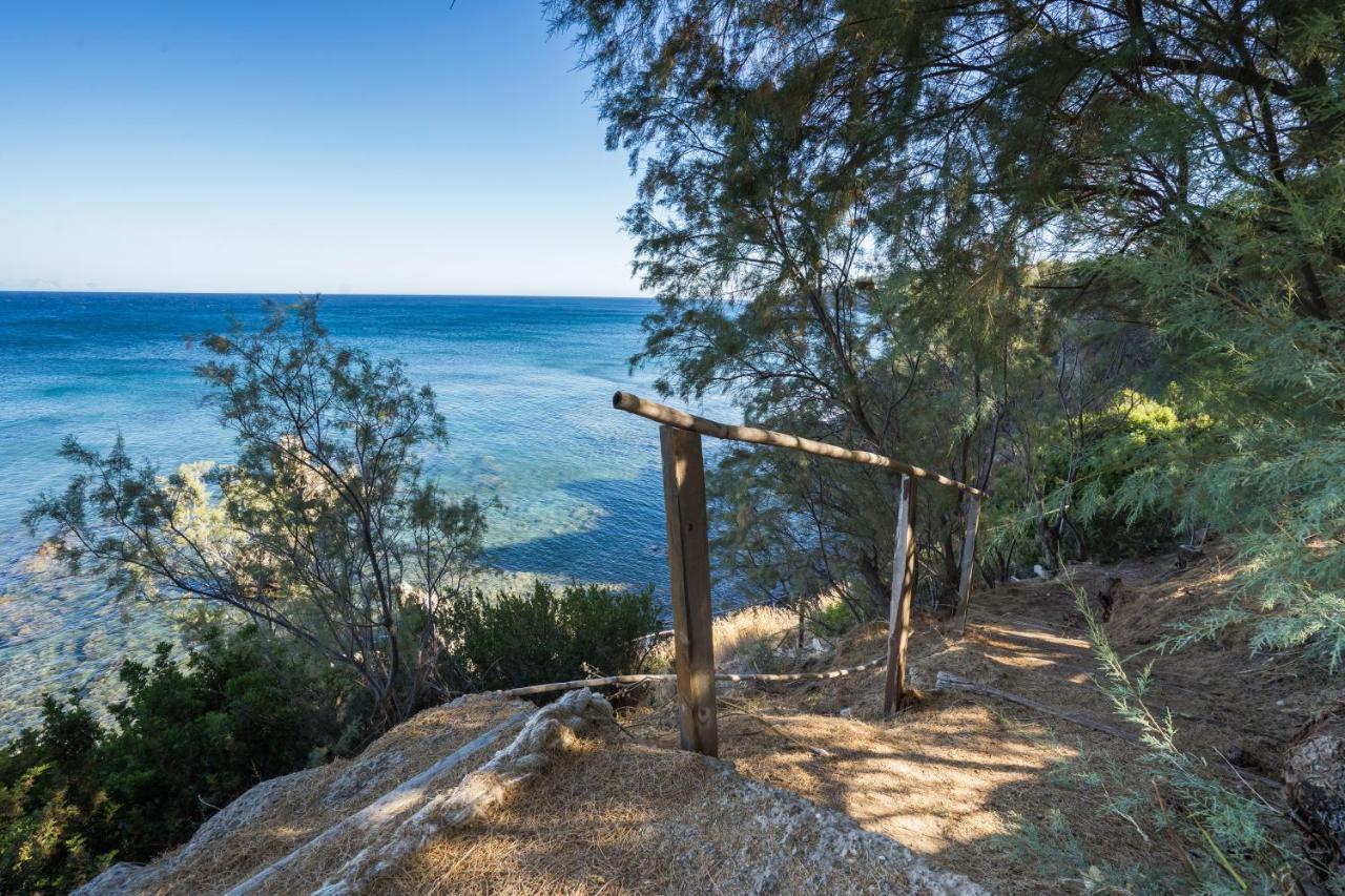 Seafront Studio With Direct Beach Access Koroni  Exterior foto