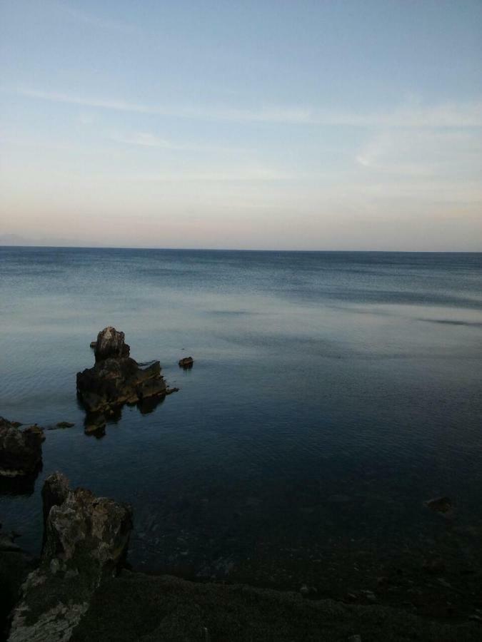 Seafront Studio With Direct Beach Access Koroni  Exterior foto